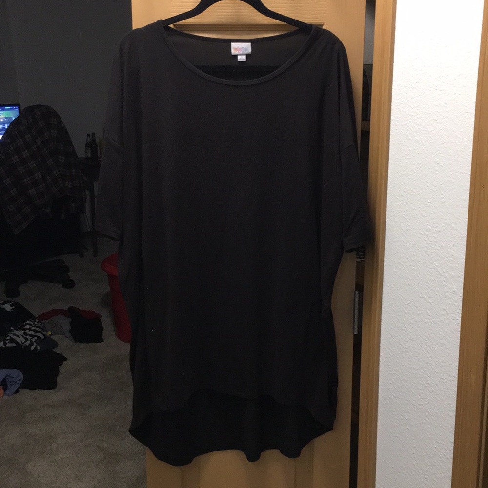 Oversized black tunic